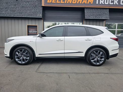 Used 2023 Acura MDX A-Spec AWD/4WD image 2