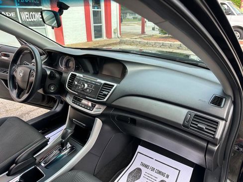 Used 2015 Honda Accord LX image 23