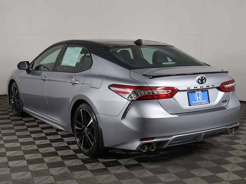 Used 2020 Toyota Camry XSE FWD image 9
