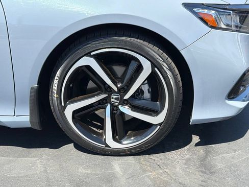 Used 2022 Honda Accord Sport image 17