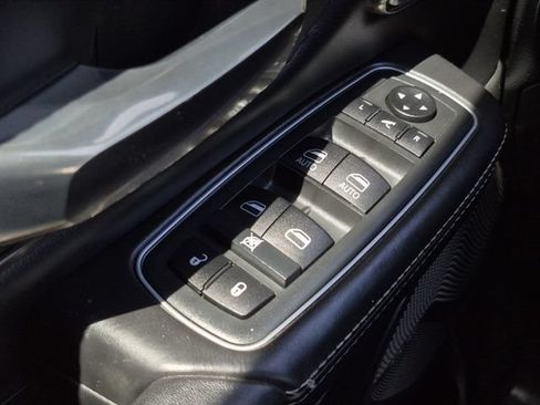 Used 2020 RAM 1500 Limited AWD/4WD image 9