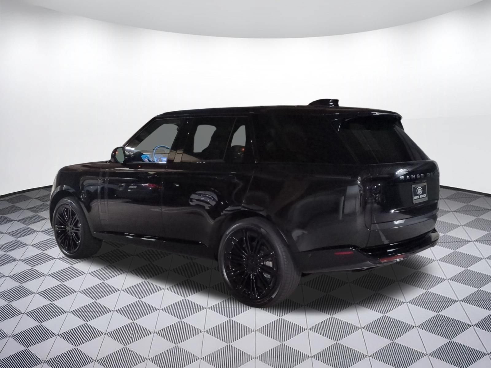 New 2026 Land Rover Range Rover SE AWD/4WD image 3