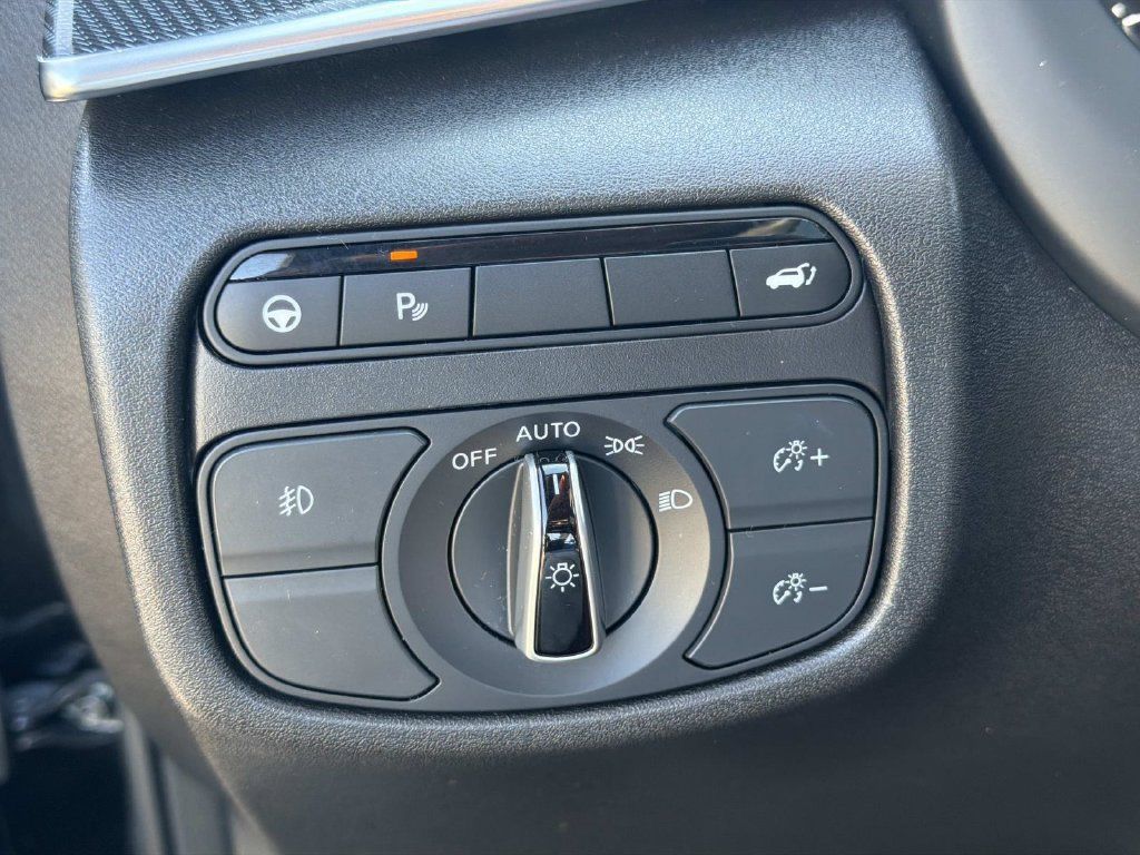 Used 2024 INFINITI QX50 Sport FWD image 21