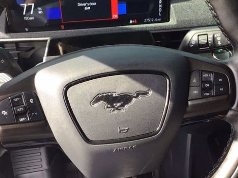 Used 2021 Ford Mustang Mach-E Premium image 20