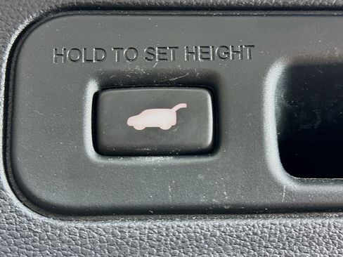 Used 2023 Acura MDX SH-AWD w/ Technology Package image 32