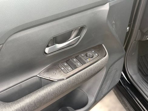 Certified 2026 Nissan Kicks SV w/ SV Premium Package FWD image 23