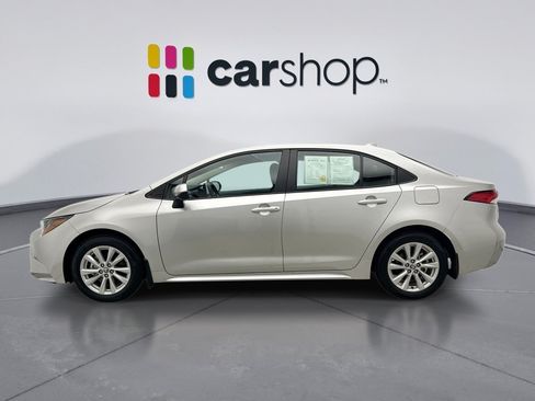 Used 2026 Toyota Corolla LE w/ LE Premium Package FWD image 2