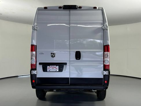 Used 2022 RAM ProMaster 2500 FWD image 6