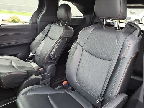 Used 2021 Toyota Sienna XSE w/ XSE Plus Package FWD image 21