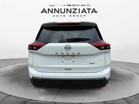 New 2026 Nissan Rogue SV w/ SV Premium Package image 4