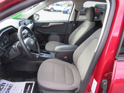 Used 2022 Ford Escape SE w/ SE Sport Appearance Package AWD/4WD image 12
