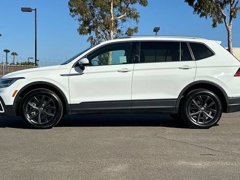 Used 2024 Volkswagen Tiguan SE AWD/4WD image 7