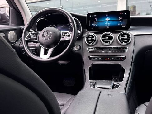 Used 2021 Mercedes-Benz GLC 300 GLC 300 w/ Premium Package image 26