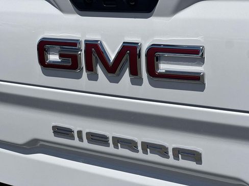 New 2026 GMC Sierra 1500 SLE AWD/4WD image 28