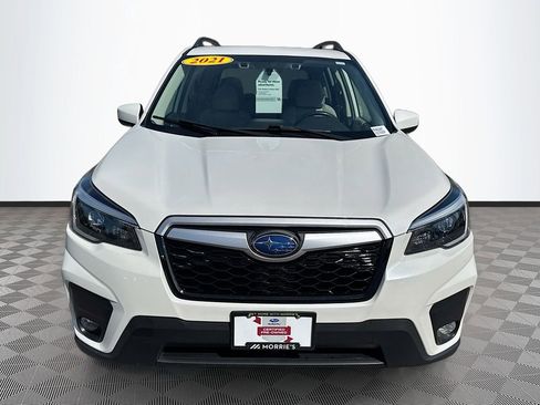 Certified 2021 Subaru Forester Premium w/ Popular Package #1 AWD/4WD image 2