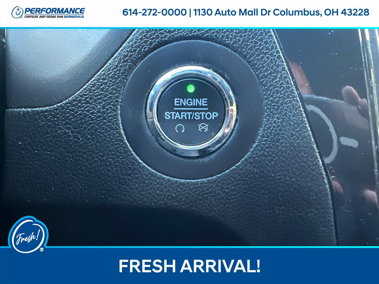 Used 2018 Ford Explorer XLT w/ Equipment Group 202A AWD/4WD image 23