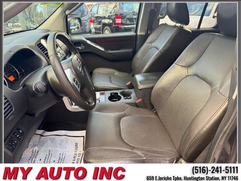 Used 2012 Nissan Pathfinder LE image 26