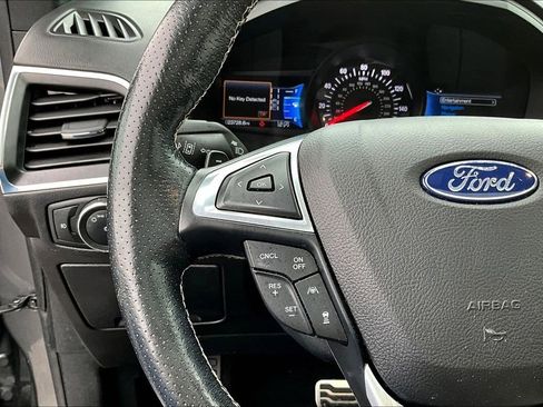 Used 2022 Ford Edge ST w/ Equipment Group 401A image 13