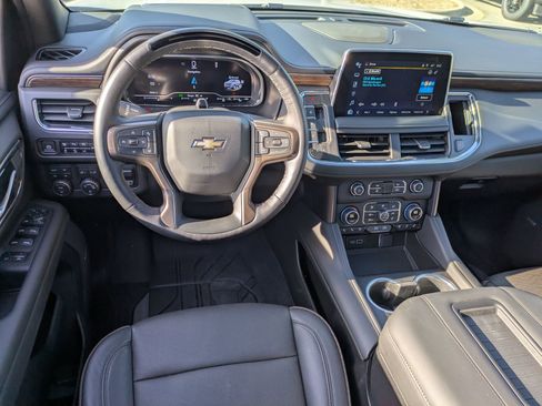Used 2024 Chevrolet Tahoe High Country w/ Advanced Technology Package AWD/4WD image 32