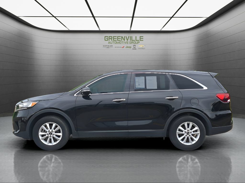 Used 2020 Kia Sorento FWD V6 image 2