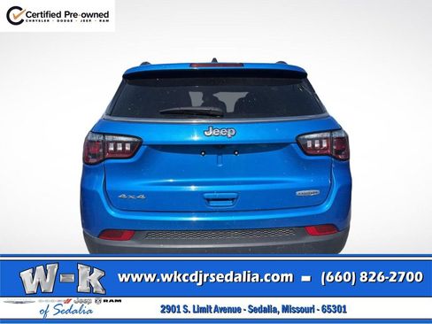 Used 2024 Jeep Compass Latitude AWD/4WD image 5