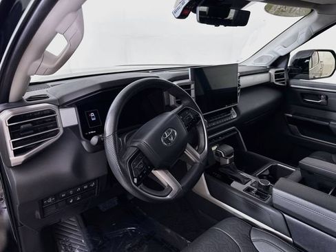 Used 2024 Toyota Tundra Limited AWD/4WD image 9