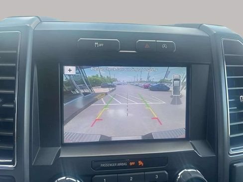 Used 2019 Ford F150 XLT w/ Equipment Group 302A Luxury AWD/4WD image 9