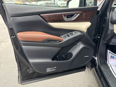 Used 2019 Subaru Ascent Touring w/ Popular Package #3 image 13