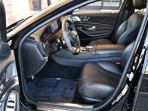 Used 2015 Mercedes-Benz S 63 AMG 4MATIC Sedan image 39
