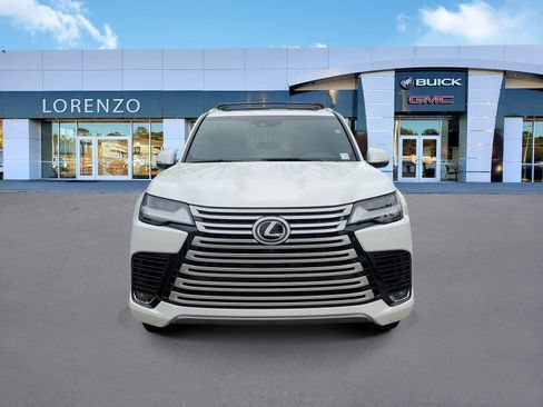 Used 2024 Lexus LX 600 LX 600 Premium 4WD image 2
