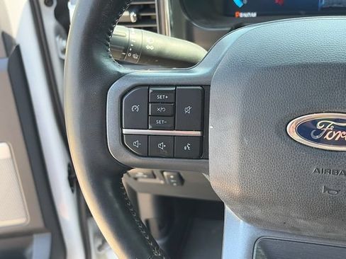 Used 2024 Ford F250 Lariat w/ Sport Appearance Package AWD/4WD image 22