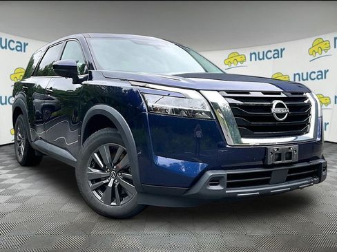 Used 2022 Nissan Pathfinder S AWD/4WD image 1