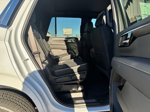 New 2026 Chevrolet Tahoe Premier w/ Sun And Tow Package AWD/4WD image 19