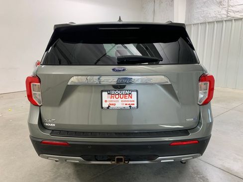 Used 2020 Ford Explorer XLT w/ Equipment Group 202A AWD/4WD image 6