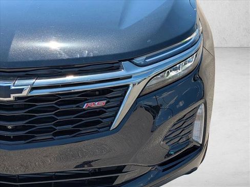 Used 2023 Chevrolet Equinox RS FWD image 9