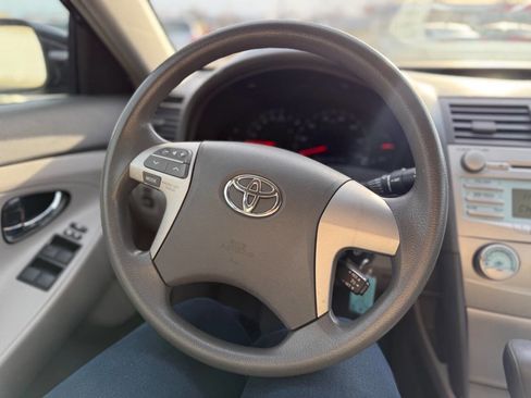 Used 2009 Toyota Camry LE image 11
