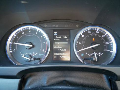 Certified 2019 Toyota Highlander XLE image 24