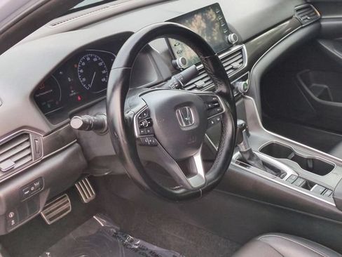 Used 2022 Honda Accord Sport image 10