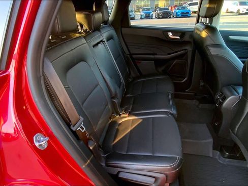 Certified 2022 Ford Escape SEL w/ Technology Package image 19