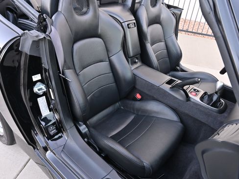 Used 2001 Honda S2000 image 19