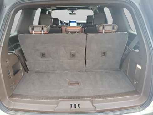 Used 2024 Ford Expedition King Ranch AWD/4WD image 10