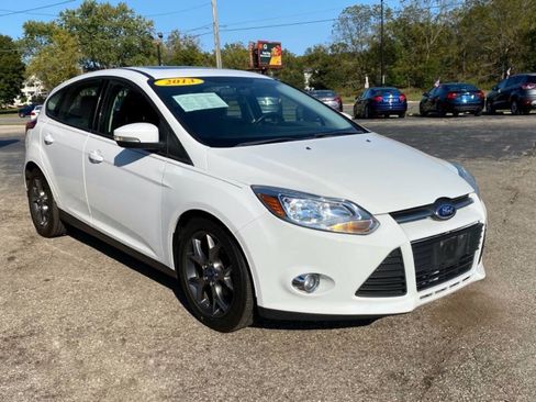 Used 2013 Ford Focus SE image 2