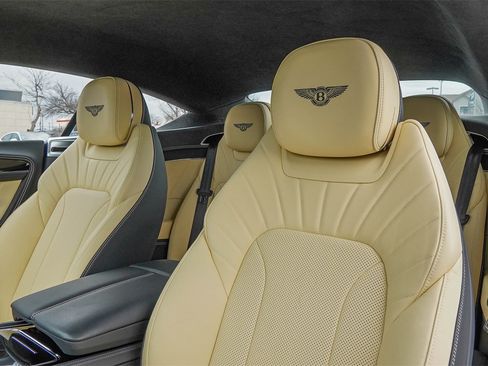 Used 2024 Bentley Continental GT image 20