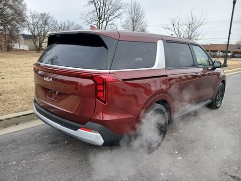 New 2026 Kia Carnival FWD image 11