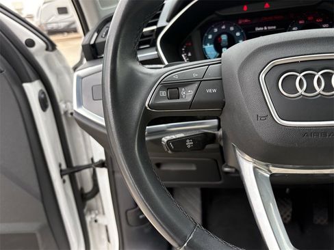 Used 2023 Audi Q3 2.0T Premium w/ Convenience Package image 16