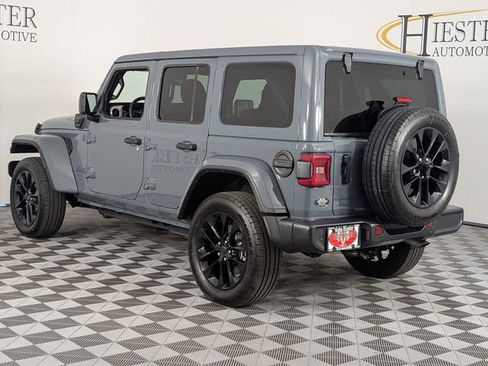 Certified 2025 Jeep Wrangler Unlimited Sahara w/ Safety Group AWD/4WD image 5