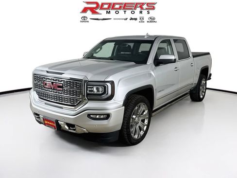 Used 2017 GMC Sierra 1500 Denali w/ Denali Ultimate Package AWD/4WD image 3