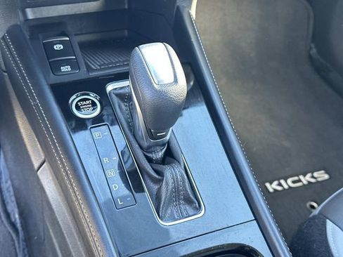 Used 2023 Nissan Kicks SR w/ SR Premium Package image 21