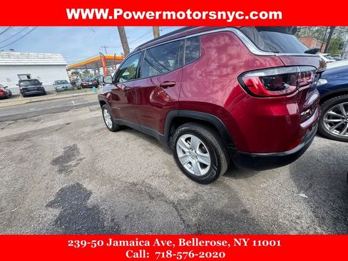 Used 2022 Jeep Compass Latitude AWD/4WD image 2