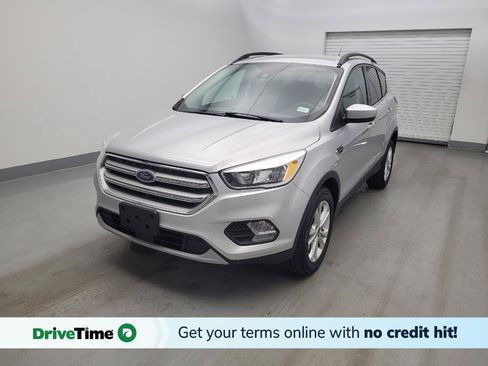 Used 2018 Ford Escape SE w/ Ford Safe & Smart Package FWD image 1